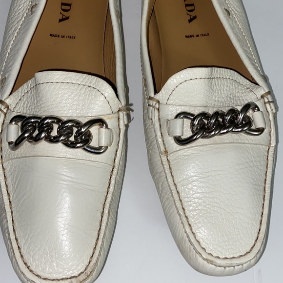 💋Prada Loafers - Picture 2 of 9